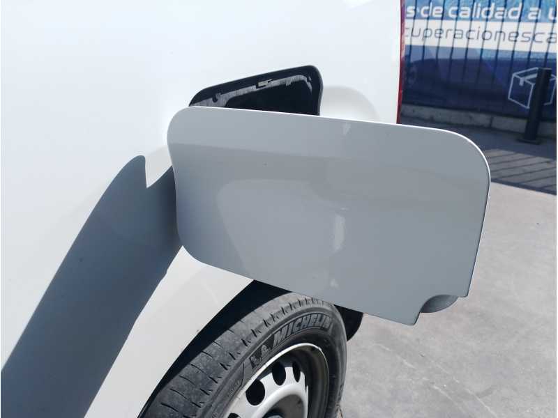 Recambio de tapa exterior combustible para toyota proace verso 1.6 d-4d cat referencia OEM IAM   