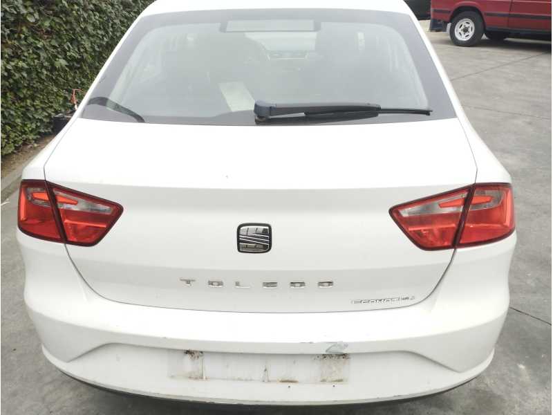 Recambio de porton trasero para seat toledo (kg3) 1.6 tdi referencia OEM IAM   