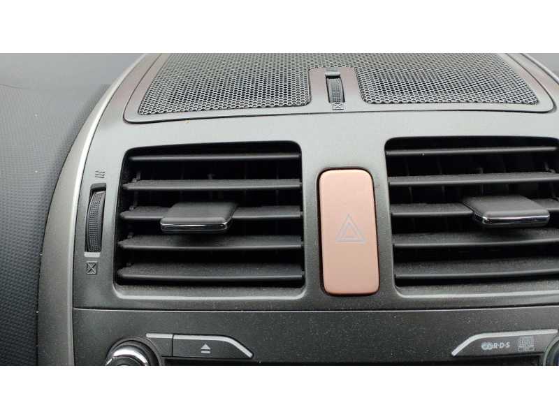 Recambio de warning para toyota auris (_e15_) 2.0 d-4d (ade150_) referencia OEM IAM   