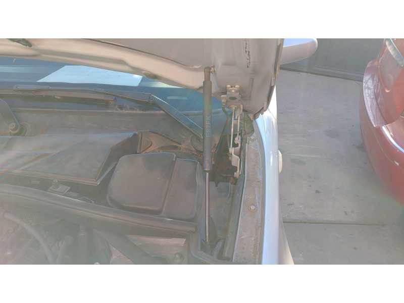 Recambio de amortiguadores capo para bmw 1 (e87) 116 i referencia OEM IAM 51237118370  