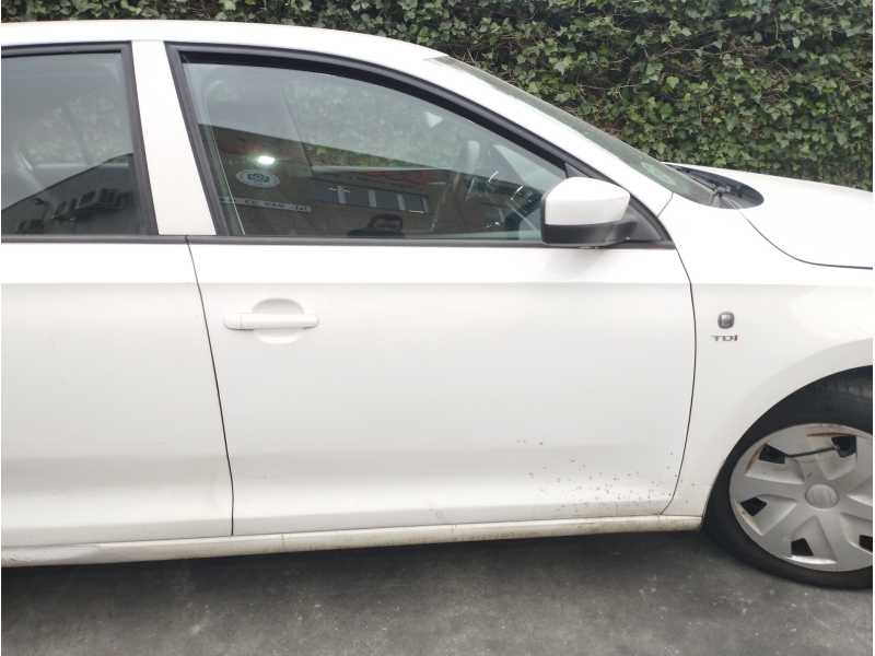 Recambio de puerta delantera derecha para seat toledo (kg3) 1.6 tdi referencia OEM IAM   