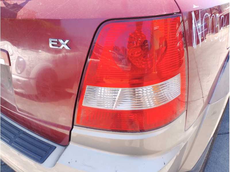 Recambio de piloto trasero derecho para kia sorento 2.5 crdi cat referencia OEM IAM   