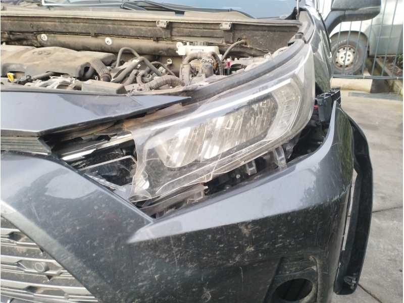 Recambio de faro izquierdo para toyota rav4 referencia OEM IAM   