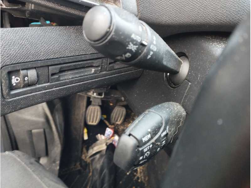 Recambio de mando luces para peugeot 3008 1.2 12v e-thp referencia OEM IAM   