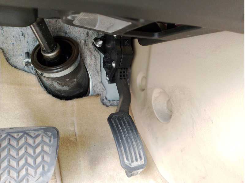 Recambio de potenciometro pedal para lexus rx (_l2_) 450h awd (gyl25_, gyl26_) referencia OEM IAM   