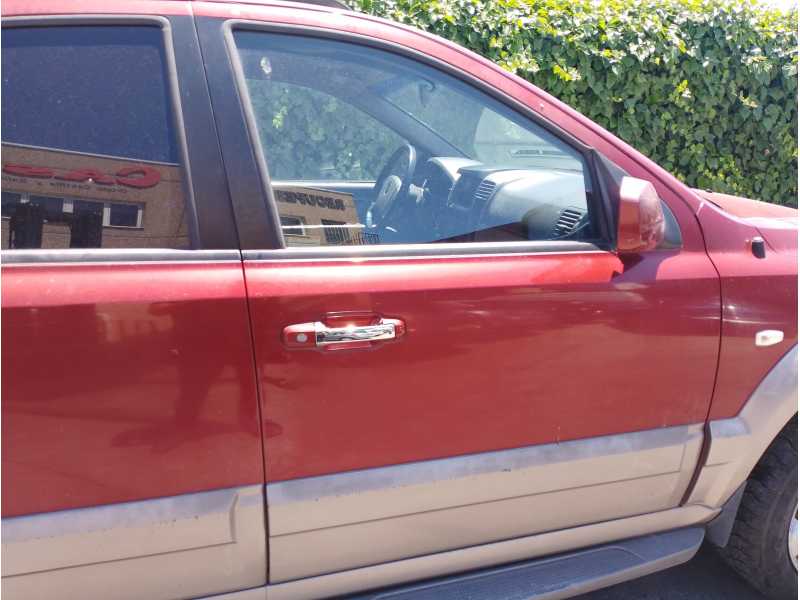 Recambio de puerta delantera derecha para kia sorento 2.5 crdi cat referencia OEM IAM   