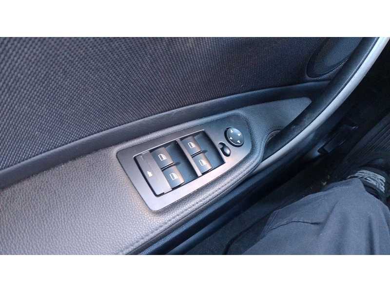 Recambio de mando elevalunas delantero izquierdo para bmw 1 (e87) 116 i referencia OEM IAM 61319216555  