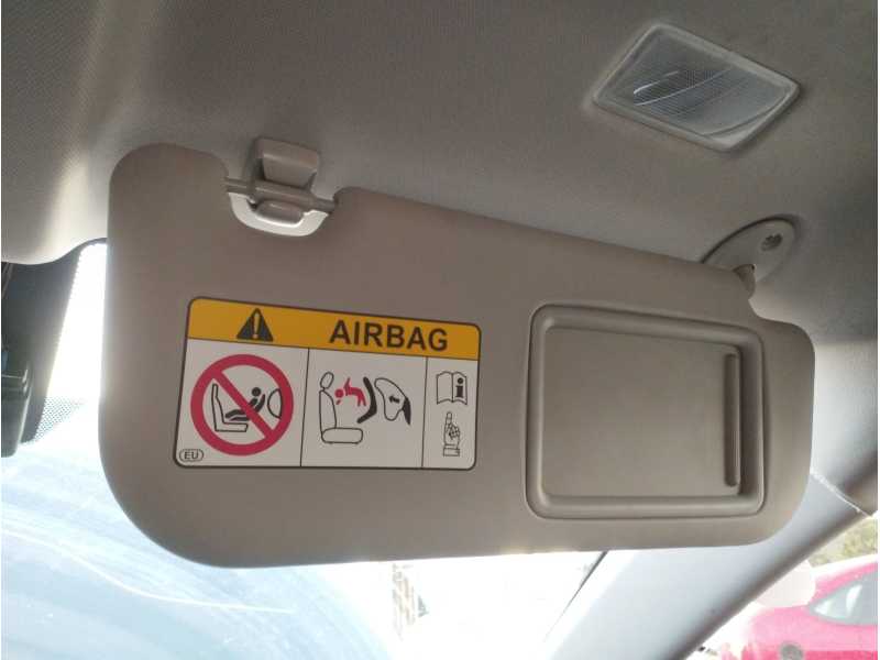 Recambio de parasol derecho para toyota rav4 referencia OEM IAM   