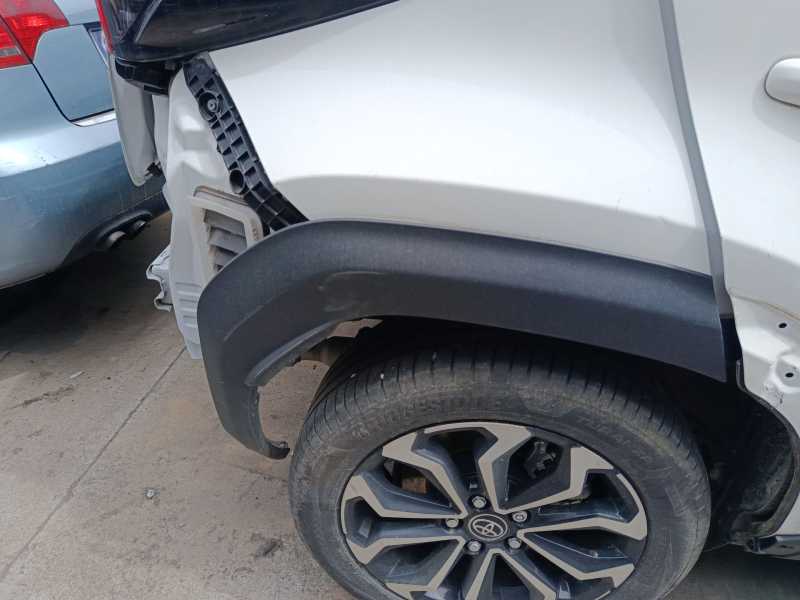 Recambio de aletin trasero derecho para toyota yaris cross (mxp_) 1.5 (mxpb10) referencia OEM IAM 758730D010  