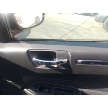 CERRADURA PUERTA DELANTERA DERECHA 04589422AH 