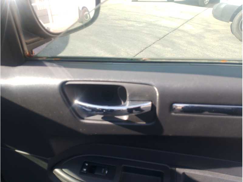 Recambio de cerradura puerta delantera derecha para chrysler 300c touring (lx, le) 3.0 crd referencia OEM IAM 04589422AH  