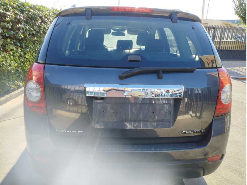 Recambio de porton trasero para chevrolet captiva 2.2 vcdi lt 2wd referencia OEM IAM   