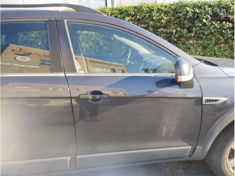 Recambio de puerta delantera derecha para chevrolet captiva 2.2 vcdi lt 2wd referencia OEM IAM   