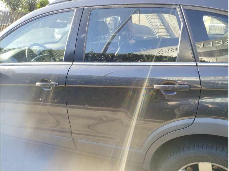 Recambio de puerta trasera izquierda para chevrolet captiva 2.2 vcdi lt 2wd referencia OEM IAM   