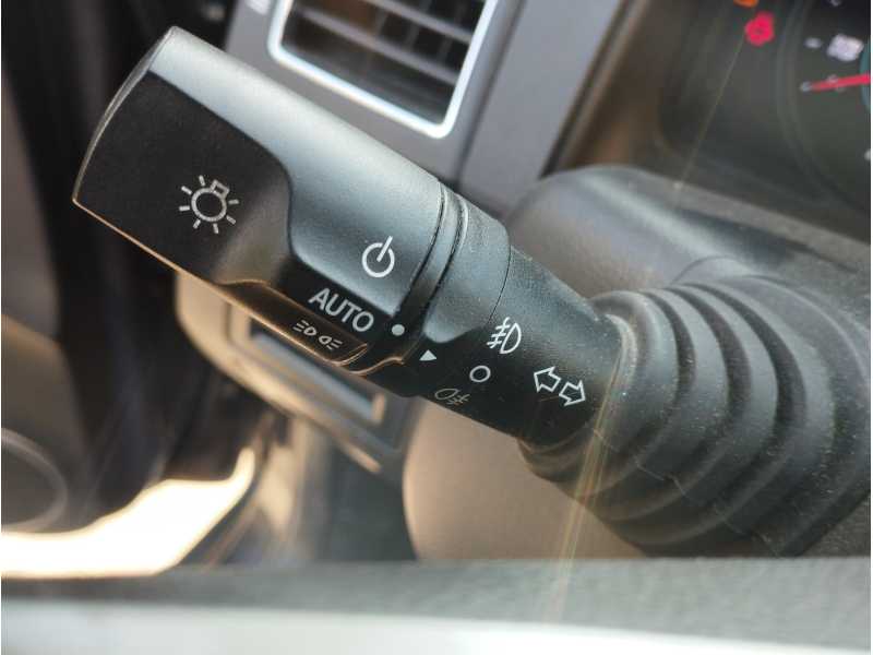 Recambio de mando luces para chevrolet captiva 2.2 vcdi lt 2wd referencia OEM IAM   