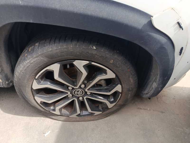 Recambio de pinza freno delantera derecha para toyota yaris cross (mxp_) 1.5 (mxpb10) referencia OEM IAM 4773002590  