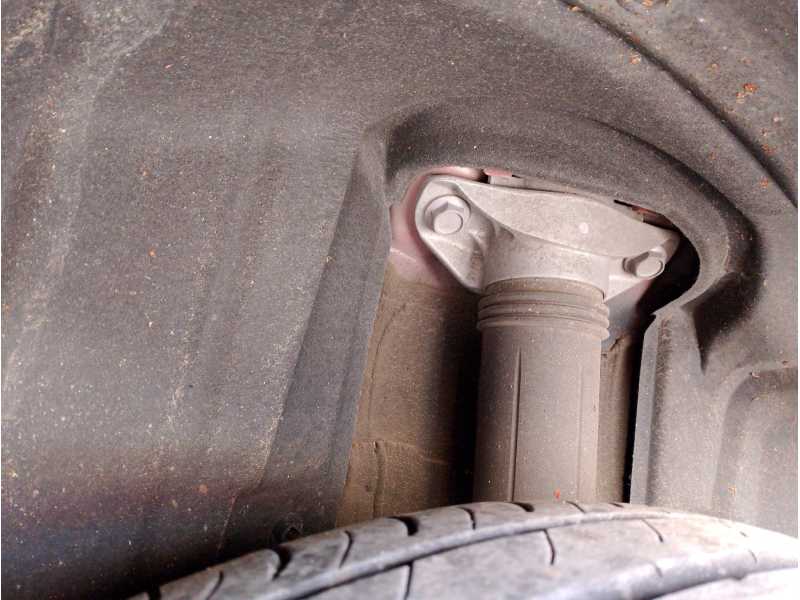 Recambio de amortiguador trasero derecho para toyota camry (v4) 2.4 16v cat referencia OEM IAM   