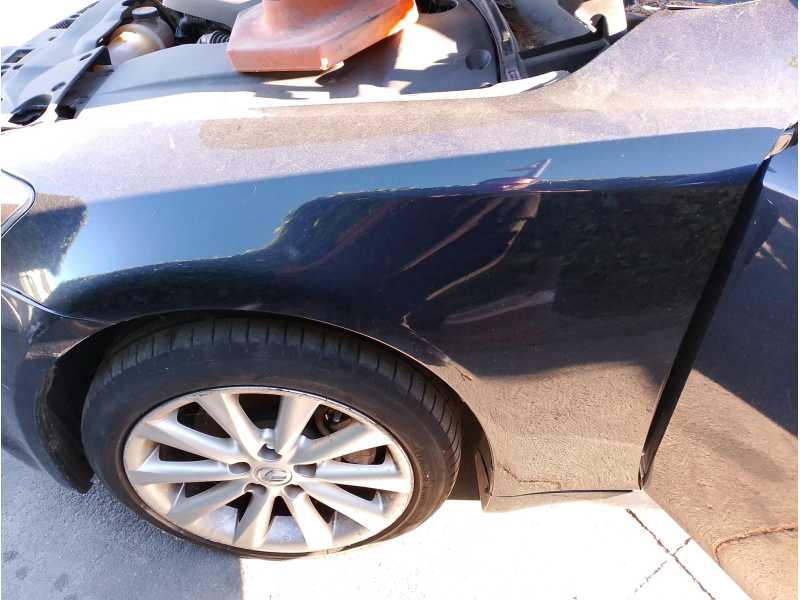 Recambio de aleta delantera izquierda para lexus is200 (ds2/is2) 2.2 d-cat referencia OEM IAM   