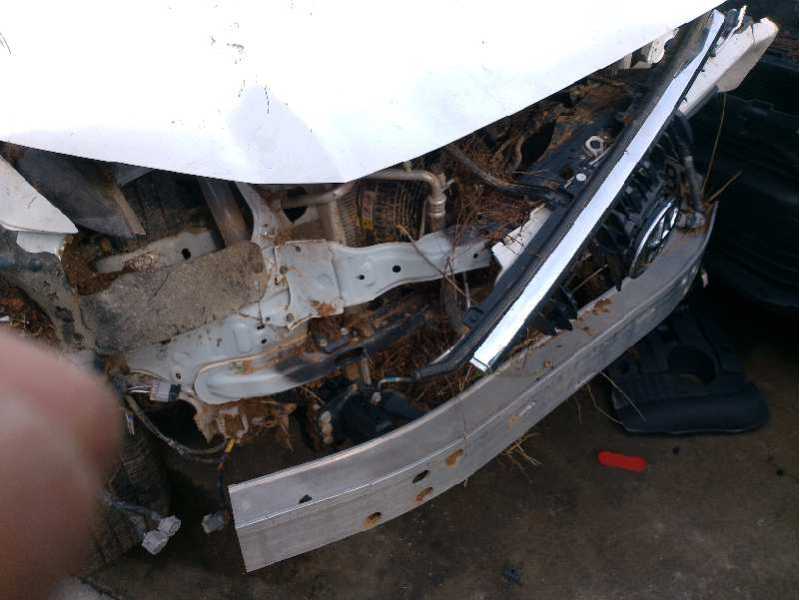Recambio de panel frontal para toyota land cruiser (j15) referencia OEM IAM   