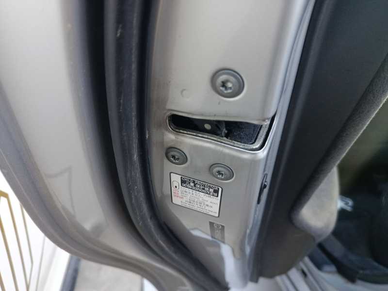 Recambio de cerradura puerta trasera izquierda para lexus ct (zwa10_) 200h (zwa10_) referencia OEM IAM 6906033131  