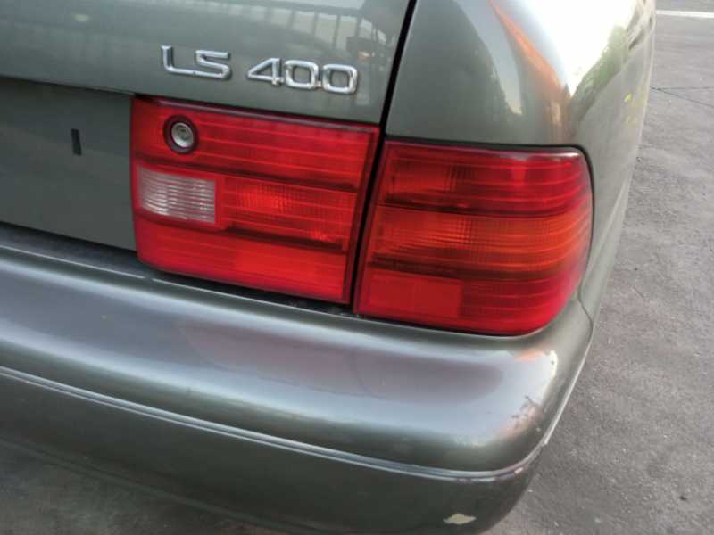 Recambio de piloto trasero derecho para lexus ls400 (ucf20) básico (ucf 20) referencia OEM IAM 8155050060  