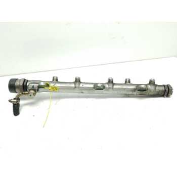 RAMPA INYECTORA 13537805725 BOSCH 0445214030 / 0281002481 