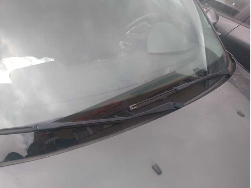 Recambio de brazo limpia delantero derecho para bmw 1 (e87) 118 d referencia OEM IAM 61619450004  