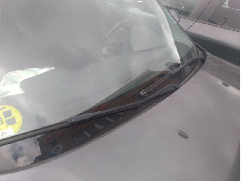 Recambio de brazo limpia delantero izquierdo para bmw 1 (e87) 118 d referencia OEM IAM 61619450003  