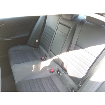 ASIENTO TRASERO MEDIO 