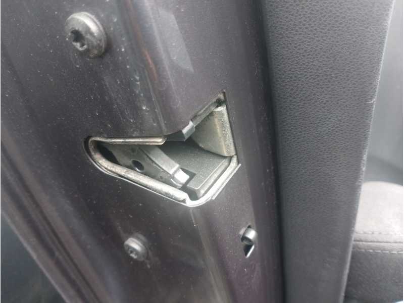 Recambio de cerradura puerta trasera izquierda para bmw 1 (e87) 118 d referencia OEM IAM 51227202147  