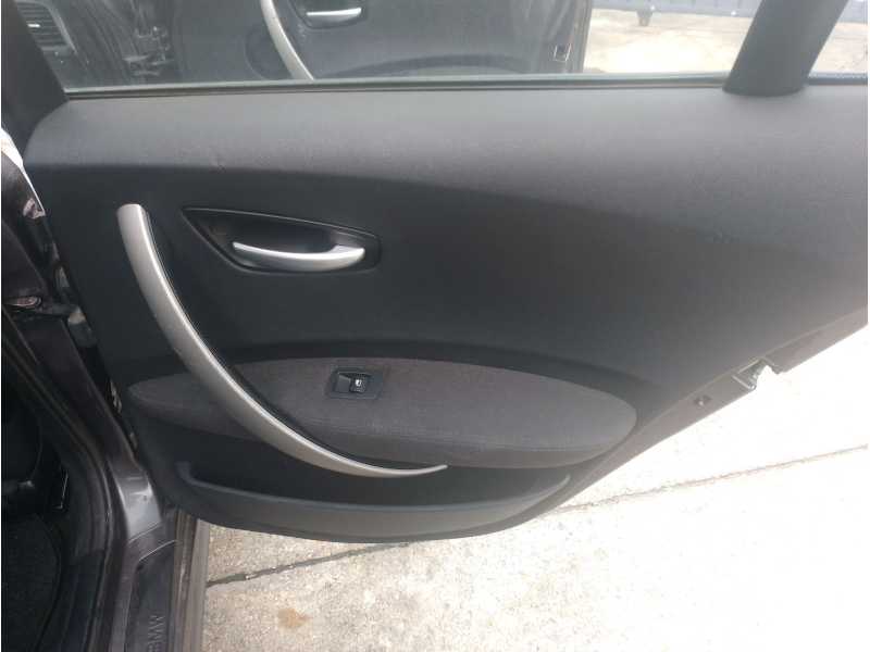 Recambio de elevalunas trasero derecho para bmw 1 (e87) 118 d referencia OEM IAM 51357138468  