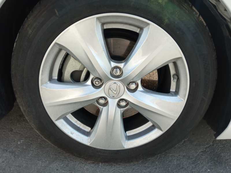 Recambio de llanta para lexus is 2.5 16v cat (híbrido) referencia OEM IAM   