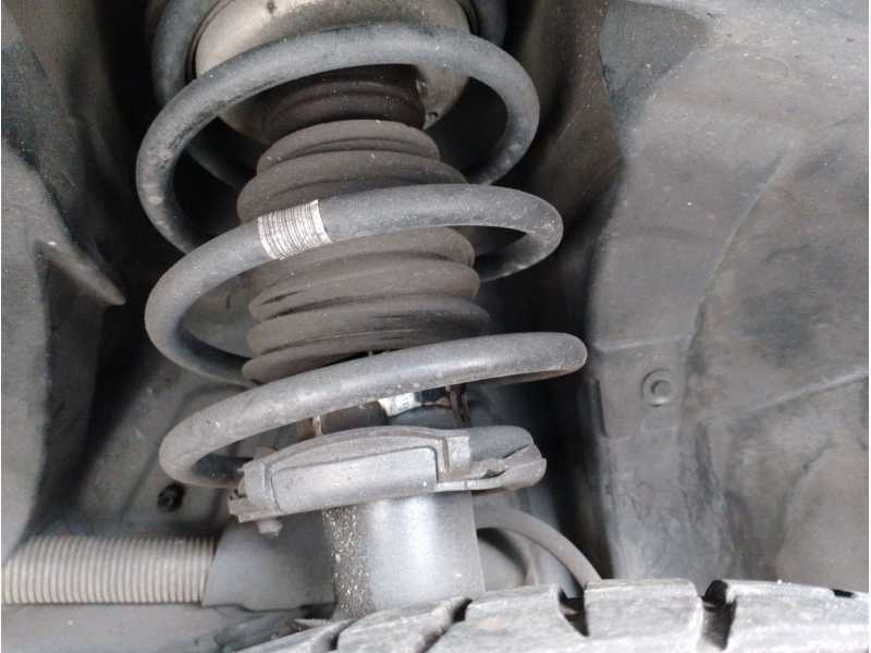 Recambio de amortiguador delantero derecho para bmw 1 (e87) 118 d referencia OEM IAM 31316786018  