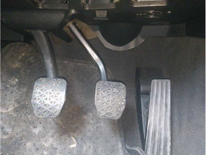 Recambio de pedal embrague para bmw 1 (e87) 118 d referencia OEM IAM 35006878300  