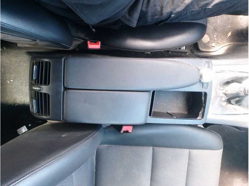 Recambio de apoyabrazos central para mercedes-benz clase c (w204) c 220 cdi (204.008) referencia OEM IAM   