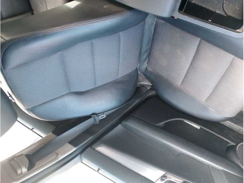 Recambio de asiento delantero derecho para mercedes-benz clase c (w204) c 220 cdi (204.008) referencia OEM IAM   