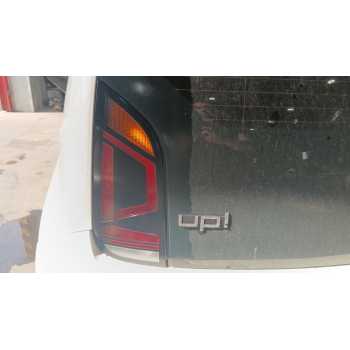 PILOTO TRASERO IZQUIERDO 1S0945191A 