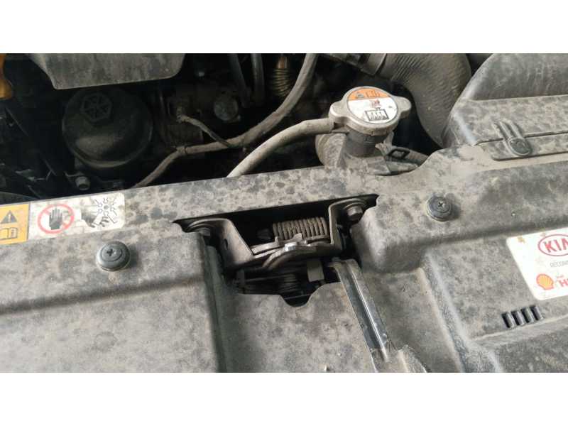 Recambio de cerradura capot para kia cee´d (jd) 1.4 crdi 90 referencia OEM IAM 81130A2000  