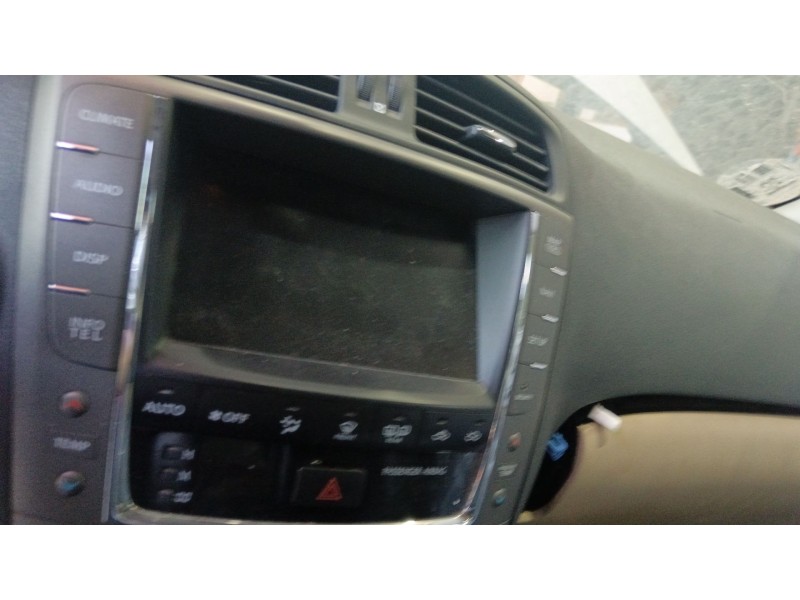 Recambio de pantalla multifuncion para lexus is200 (ds2/is2) 2.2 d-4d cat referencia OEM IAM   