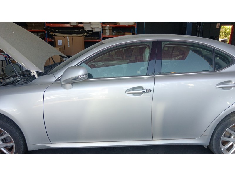 Recambio de puerta delantera izquierda para lexus is200 (ds2/is2) 2.2 d-4d cat referencia OEM IAM   