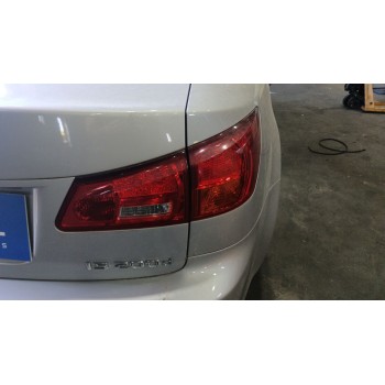 PILOTO TRASERO DERECHO INTERIOR 8158153120 