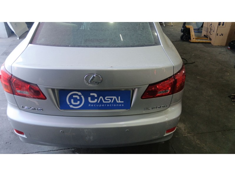 Recambio de porton trasero para lexus is200 (ds2/is2) 2.2 d-4d cat referencia OEM IAM   