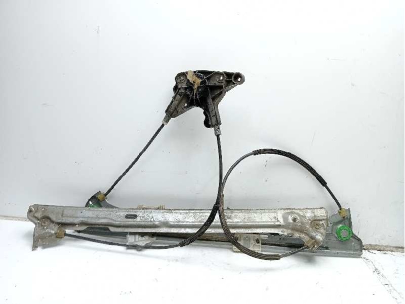 Recambio de elevalunas delantero derecho para mercedes-benz vito marco polo (638) 112 cdi referencia OEM IAM A6387200346 A639720