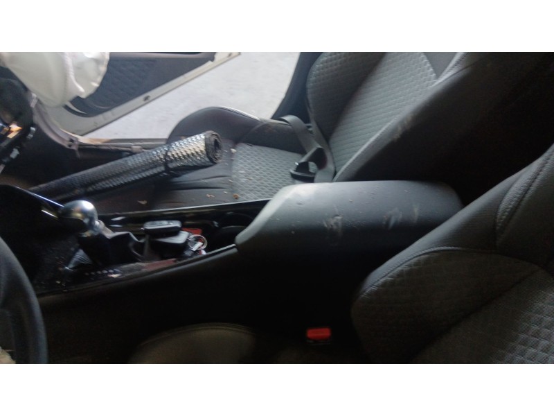 Recambio de consola central para toyota c-hr (_x1_) 1.8 hybrid (zyx10_, zyx11_) referencia OEM IAM   