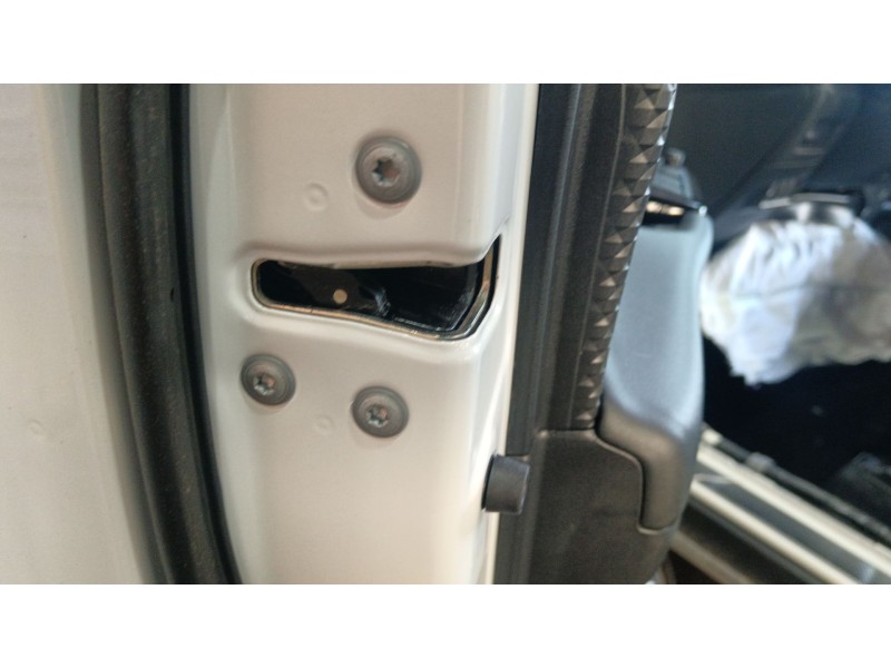 Recambio de cerradura puerta delantera izquierda para toyota c-hr (_x1_) 1.8 hybrid (zyx10_, zyx11_) referencia OEM IAM   