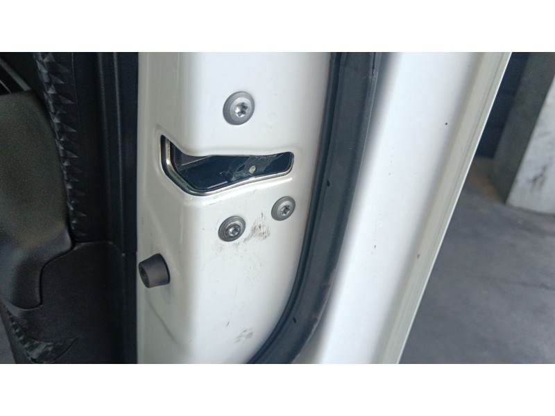 Recambio de cerradura puerta delantera derecha para toyota c-hr (_x1_) 1.8 hybrid (zyx10_, zyx11_) referencia OEM IAM   