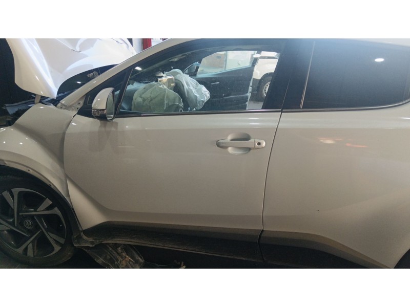 Recambio de puerta delantera izquierda para toyota c-hr (_x1_) 1.8 hybrid (zyx10_, zyx11_) referencia OEM IAM   