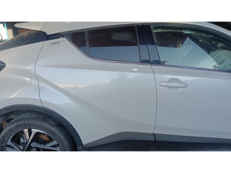 Recambio de puerta trasera derecha para toyota c-hr (_x1_) 1.8 hybrid (zyx10_, zyx11_) referencia OEM IAM   