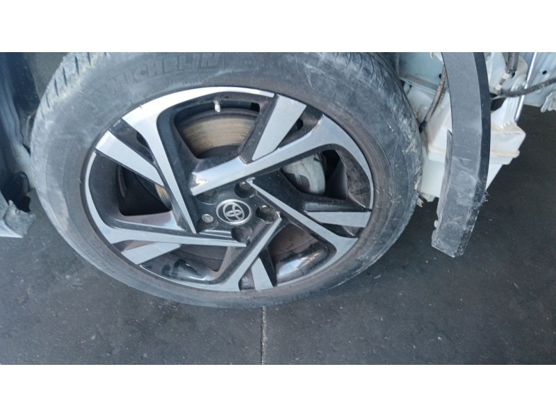 Recambio de mangueta delantera derecha para toyota c-hr (_x1_) 1.8 hybrid (zyx10_, zyx11_) referencia OEM IAM   