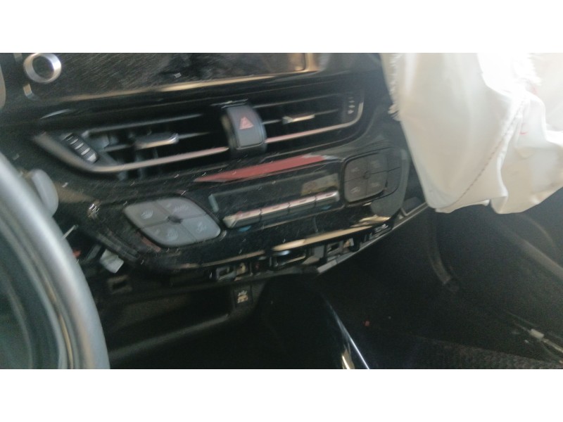 Recambio de mando climatizador para toyota c-hr (_x1_) 1.8 hybrid (zyx10_, zyx11_) referencia OEM IAM   
